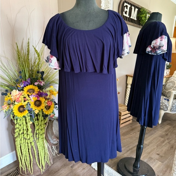 Eloges • Navy & Floral Lace Ruffle Off Shoulder Dress - Picture 14 of 16